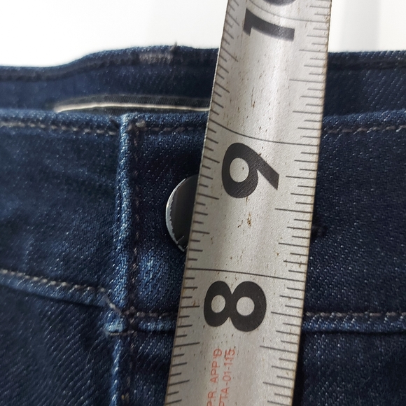 Abercrombie & Fitch Jean Shorts Size 28 - Picture 9 of 10